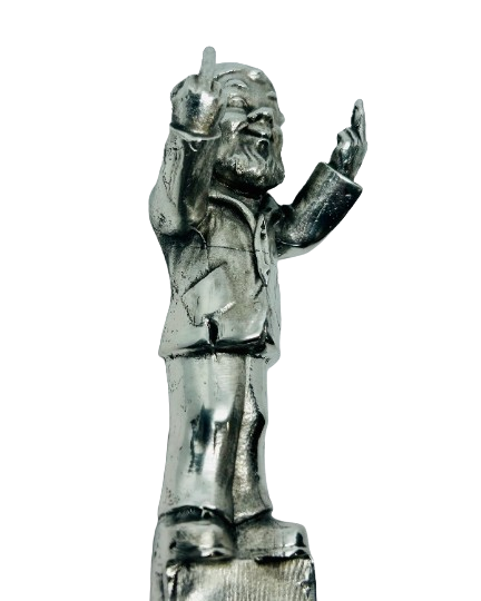 Garden Gnome plate topper - Middle finger gnome license plate top - Cute pewter garden gnome with middle fingers - rude gnome - funny gnome