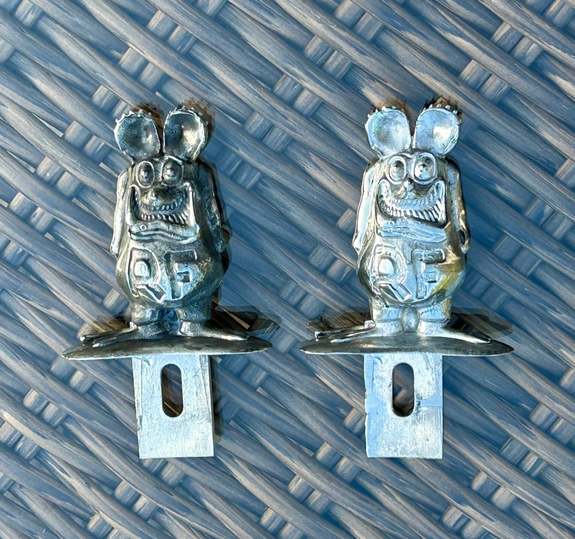 Large Pewter Ed Roth Rat Fink Licence Plate Topper